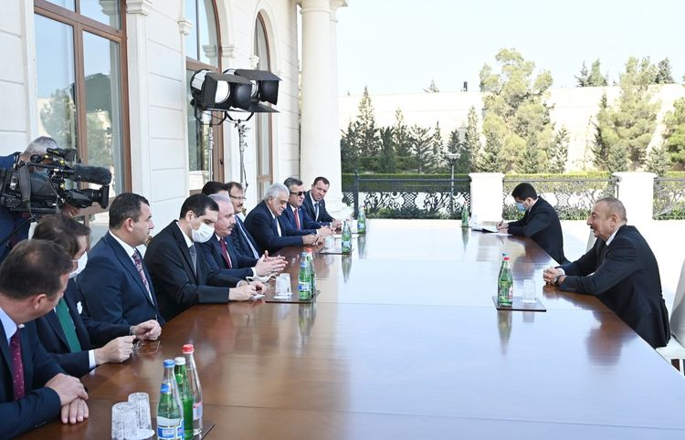 Prezident İlham Əliyev  Mustafa Şəntopu qəbul edib