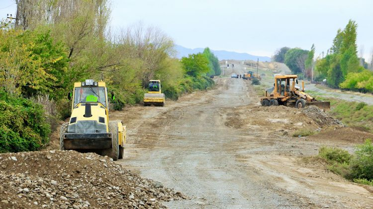 Suqovuşan və Talışa gedən yollar abadlaşır – FOTO