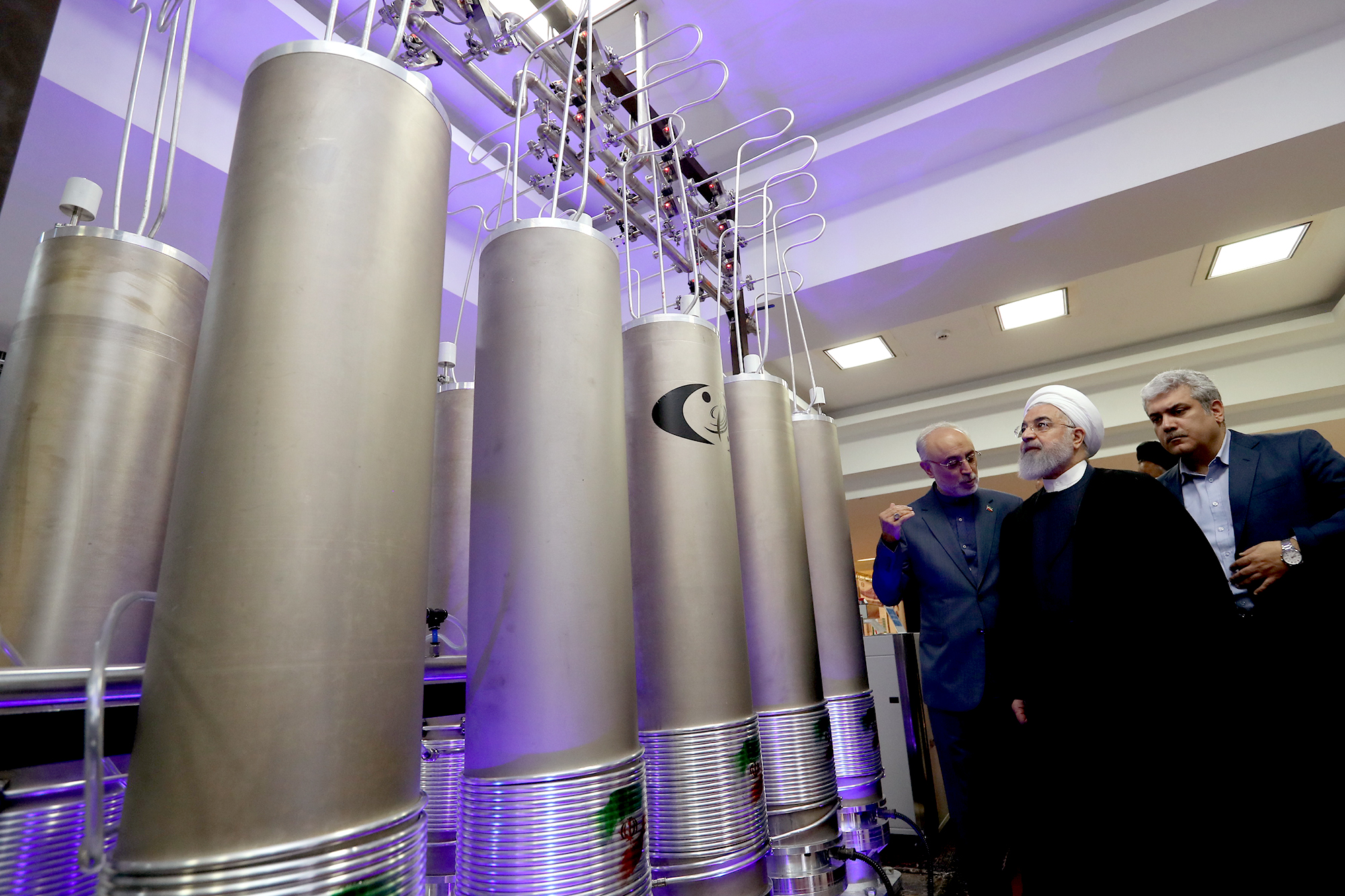 İran uranla bağlı həddini aşdı