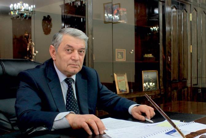 Paşinyanın komandasından daha bir istefa