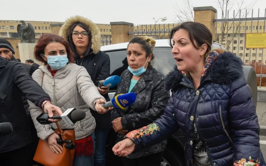 Paşinyan itkin hərbçilərin valideynlərindən 2 gün vaxt istədi