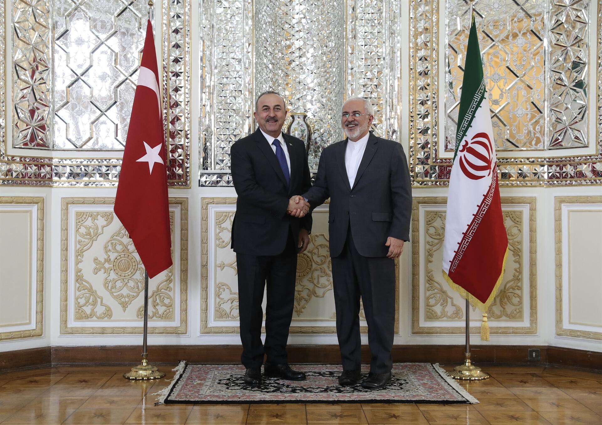 Çavuşoğlu iranlı həmkarına zəng etdi Çavuşoğlu iranlı həmkarına zəng etdi
