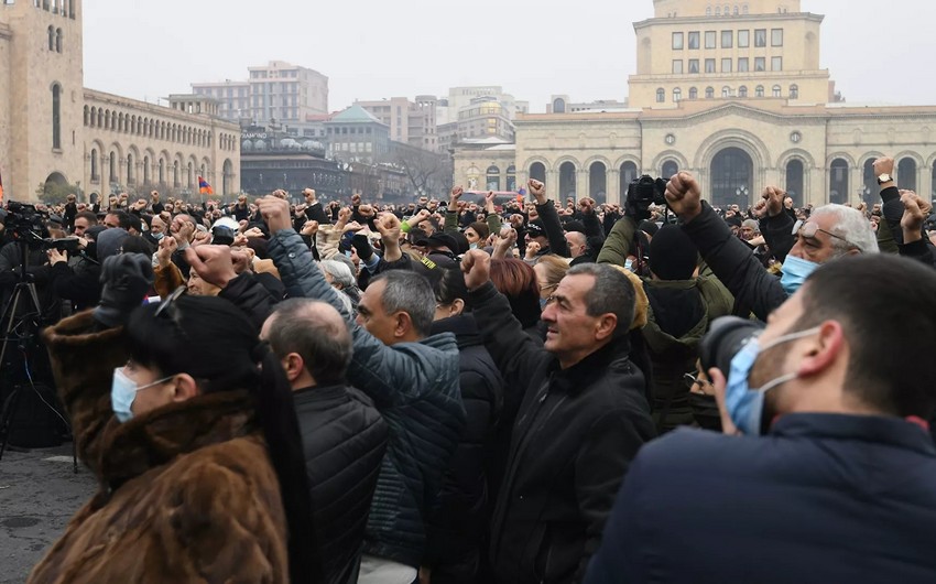 Ermənistanda hökumət binasına hücum edənlər həbs edildilər