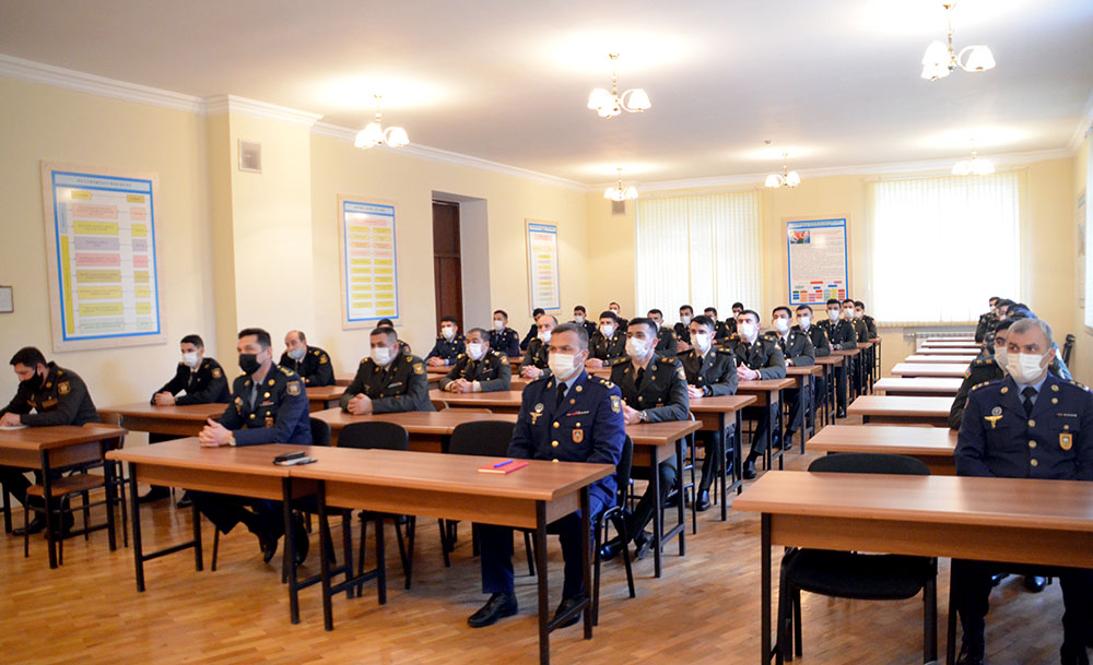 Ali Hərbi Məktəbin kursantları üçün seminar keçirildi - FOTO