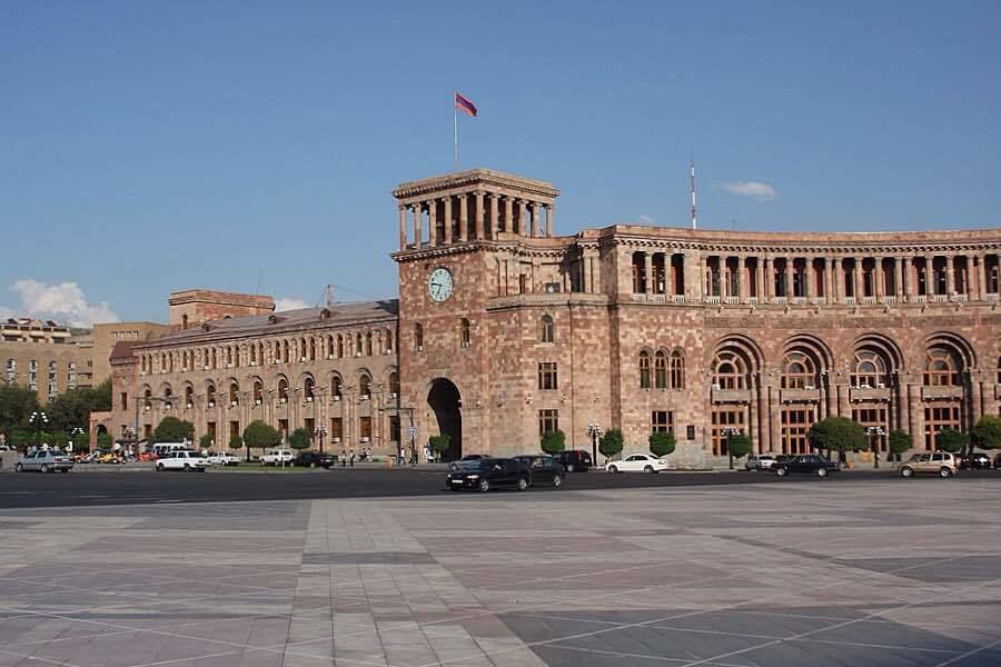 Erməni jurnalistdən şok açıqlama: “6 ay sonra Ermənistan dövlət kimi mövcud olmayacaq”