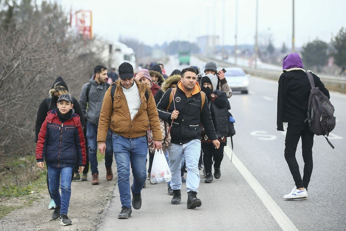 Avropadan deport olunan azərbaycanlı öldü - FOTO