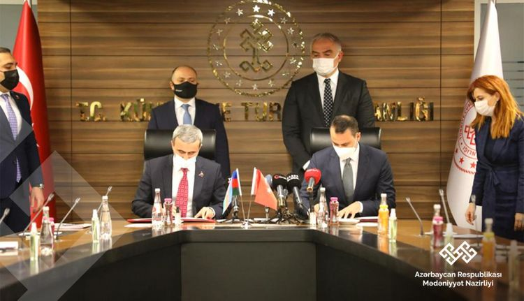 Azərbaycanla Türkiyə arasında vacib sənəd imzalandı - FOTO