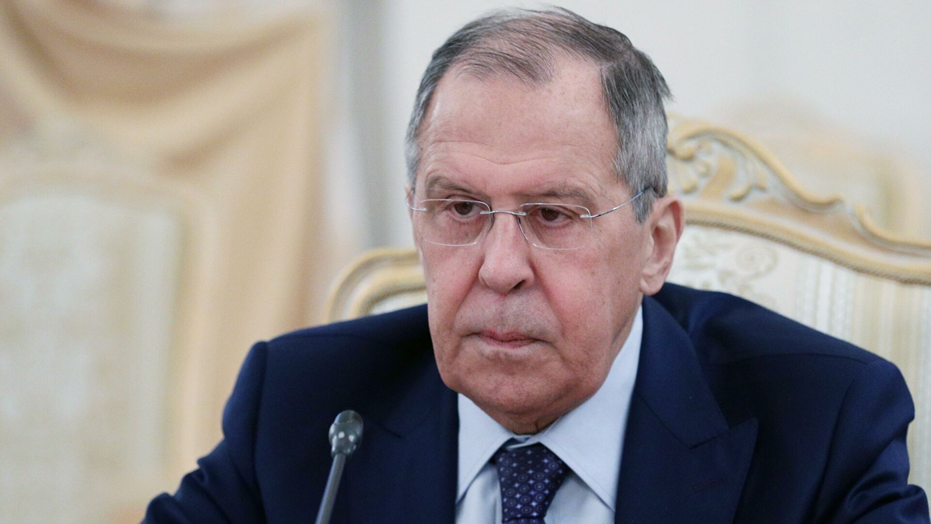 Lavrov “BBC”nin müxbiri ilə zarafat etdi - VİDEO