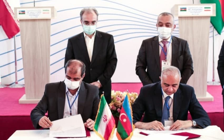 Azərbaycanla İran arasında mühüm sənəd imzalandı