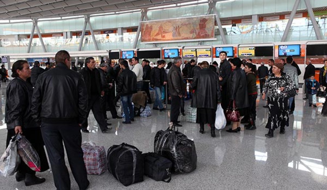 Ermənistan əhalisinin sayı kəskin azalıb – 4 ayda 80 min nəfər hara köçüb?