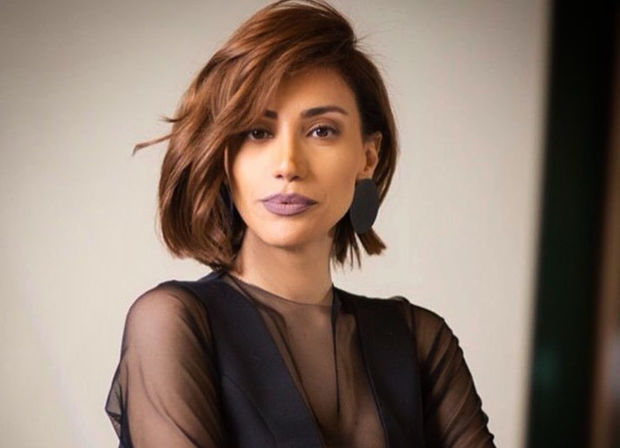 Röya çimdi, qurulandı, sonra... – 24 SAATDA 3 DƏFƏ... - FOTO Röya çimdi, qurulandı, sonra... – 24 SAATDA 3 DƏFƏ... - FOTO