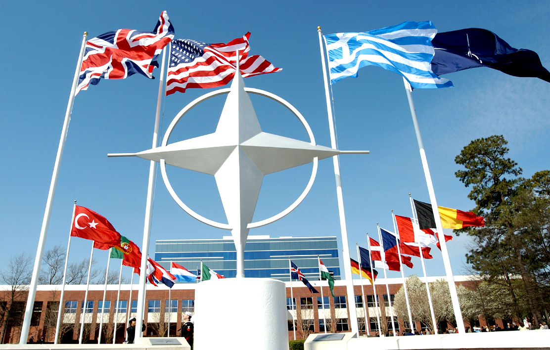 “NATO ilə uğurlu əməkdaşlığımız var” - Hikmət Hacıyev