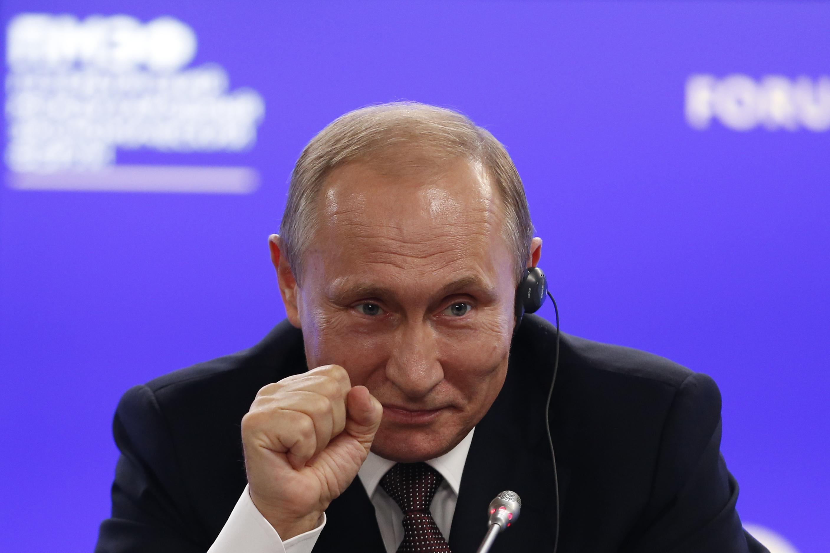 Putin görüş zamanı Baydenlə zarafat etdi – VİDEO
