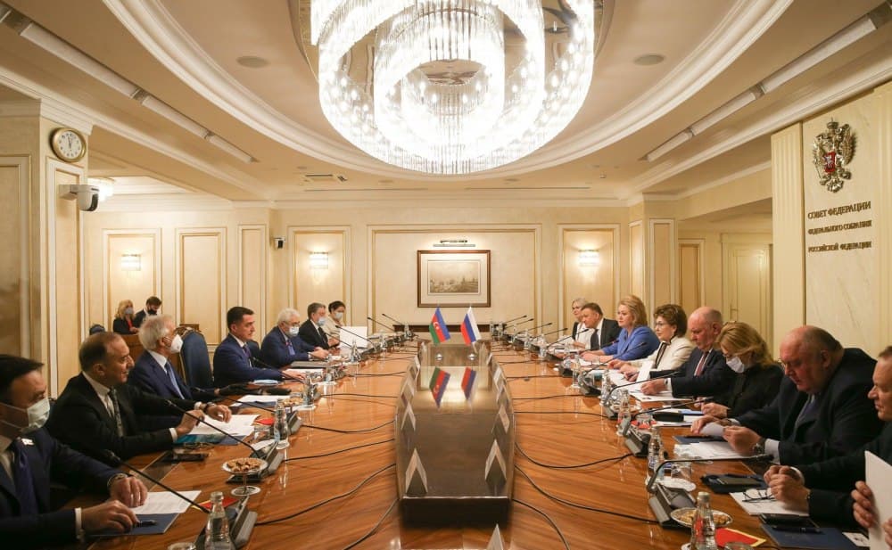 Moskvada azərbaycanlı deputatlar həmkarları ilə görüşdü