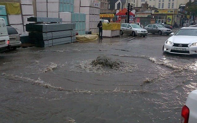 Bakı ekoloji problemlərin məngənəsində - 50 faizində kanalizasiya yoxdur 