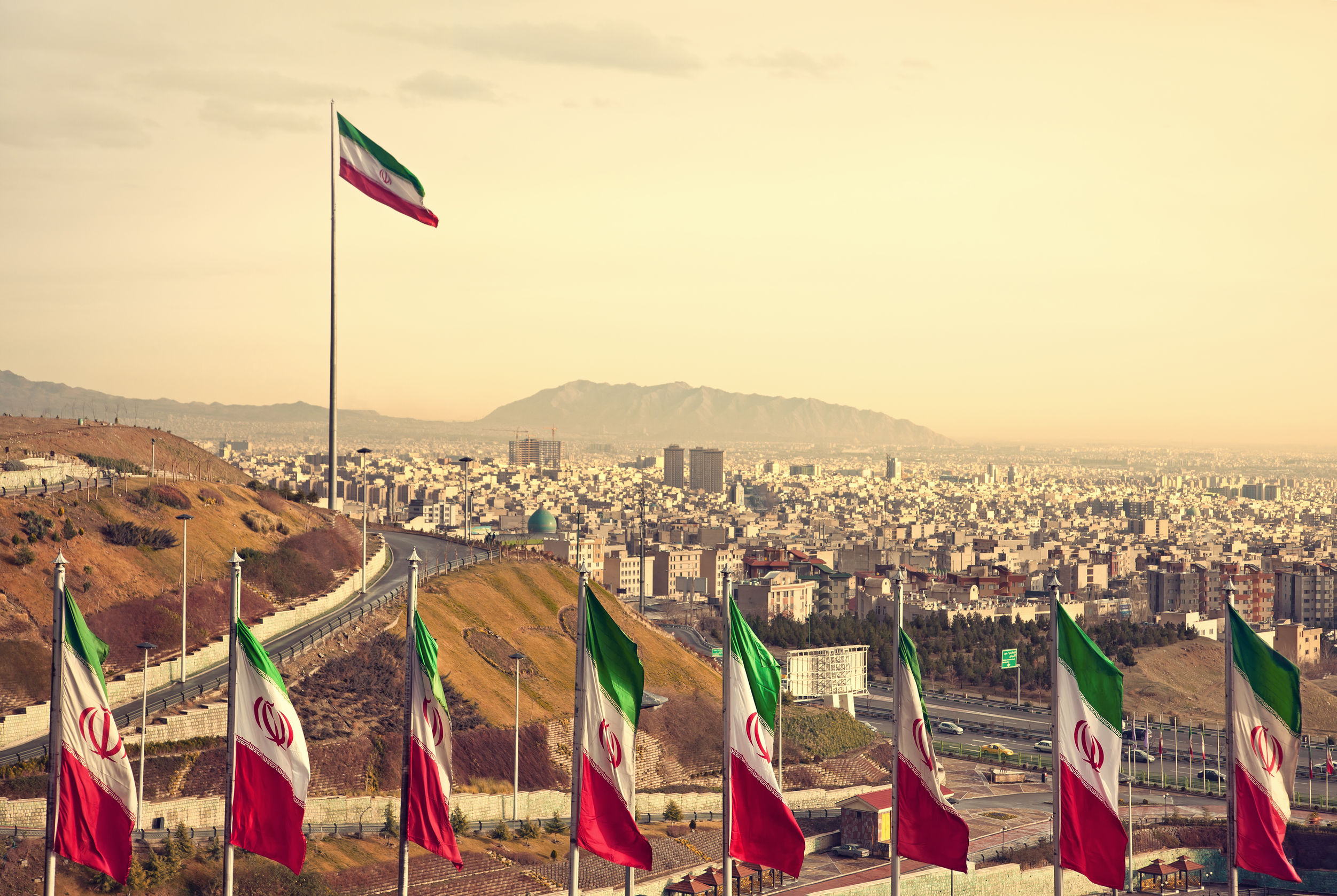 İranda etirazlar genişlənir - VİDEO 