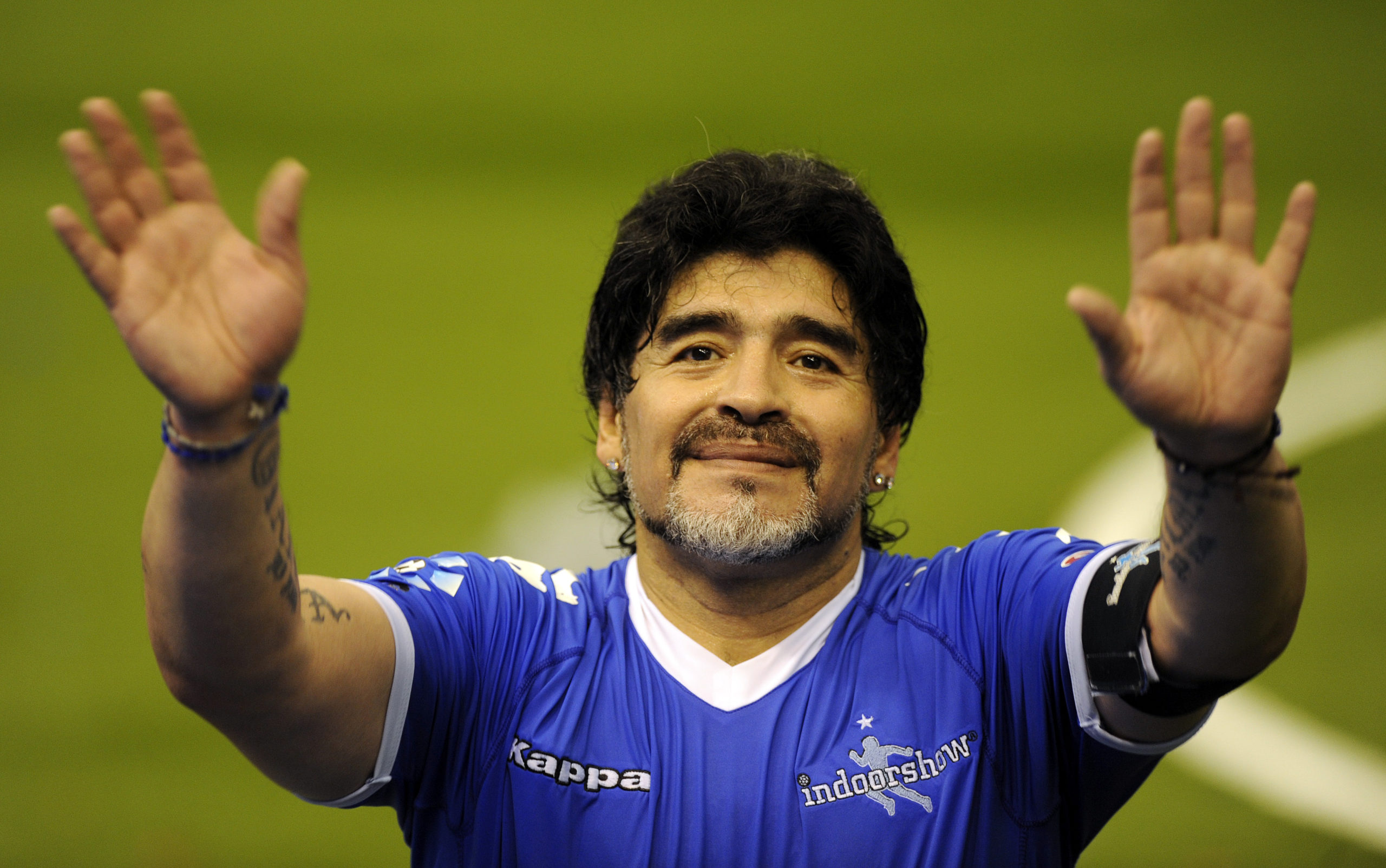 Maradonanın həkimi məhkəmə qarşısına çıxır