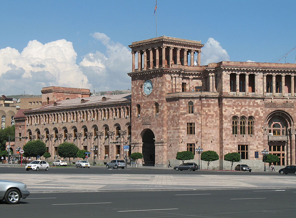 Ermənistanda seçkilərin 10 MARAQLI halı – NƏ BAŞ VERİR?