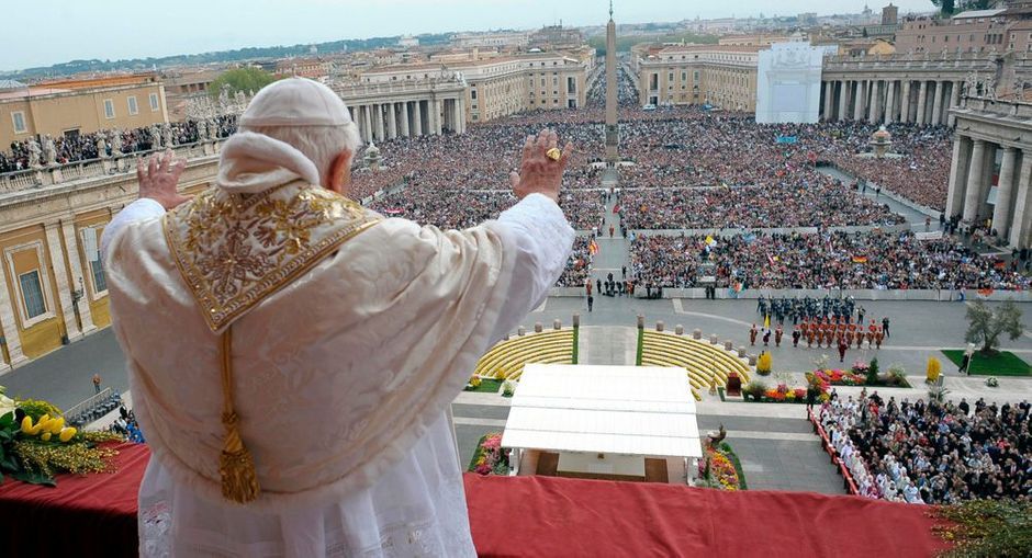 Roma Papasının mühafizəsi, yoxsa Vatikanın MƏXFİ AGENTLƏRİ? - FOTO
