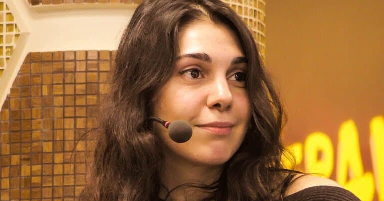 Erməni müxalifətçinin həyat yoldaşının çılpaq görüntüsü - FOTO 18+ 