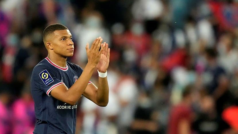 Mbappe PSJ ilə müqavilə imzalamaqdan imtina ETDİ 