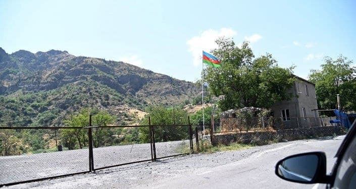 Tatoyan: “Azərbaycanlılar Gorus-Qafan yolunun başqa bir hissəsini də bağladılar” - FOTO