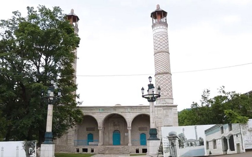 Şuşa sakinləri Yuxarı Gövhər Ağa məscidində namaz qıldılar - FOTO