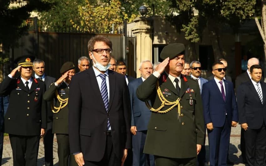 Türkiyənin Bakıdakı səfirliyində ZƏFƏR BAYRAMI - FOTO 