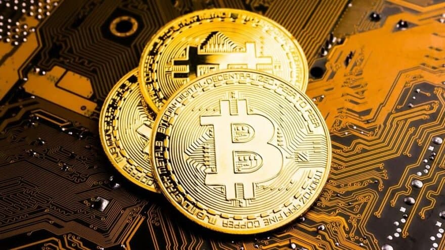 Daha bir ölkə Bitkoini rəsmi valyuta kimi qəbul edəcək - 2022-ci ildən