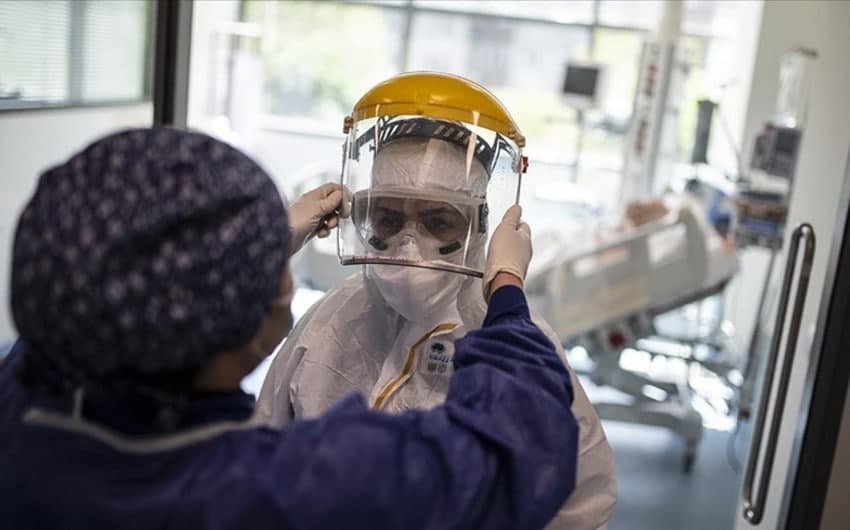 Türkiyədə daha 276 nəfər koronavirusdan vəfat etdi