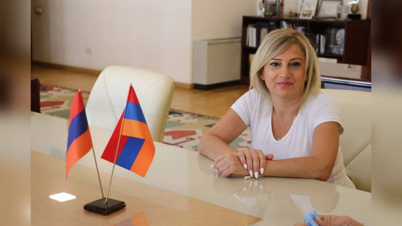 Terrorçu Maral Nacaryan yenidən peyda oldu - Ermənistanda iş axtarır - FOTO