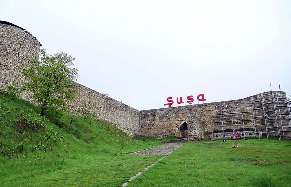 Polad Həşimovun anası Şuşaya getdi - FOTO