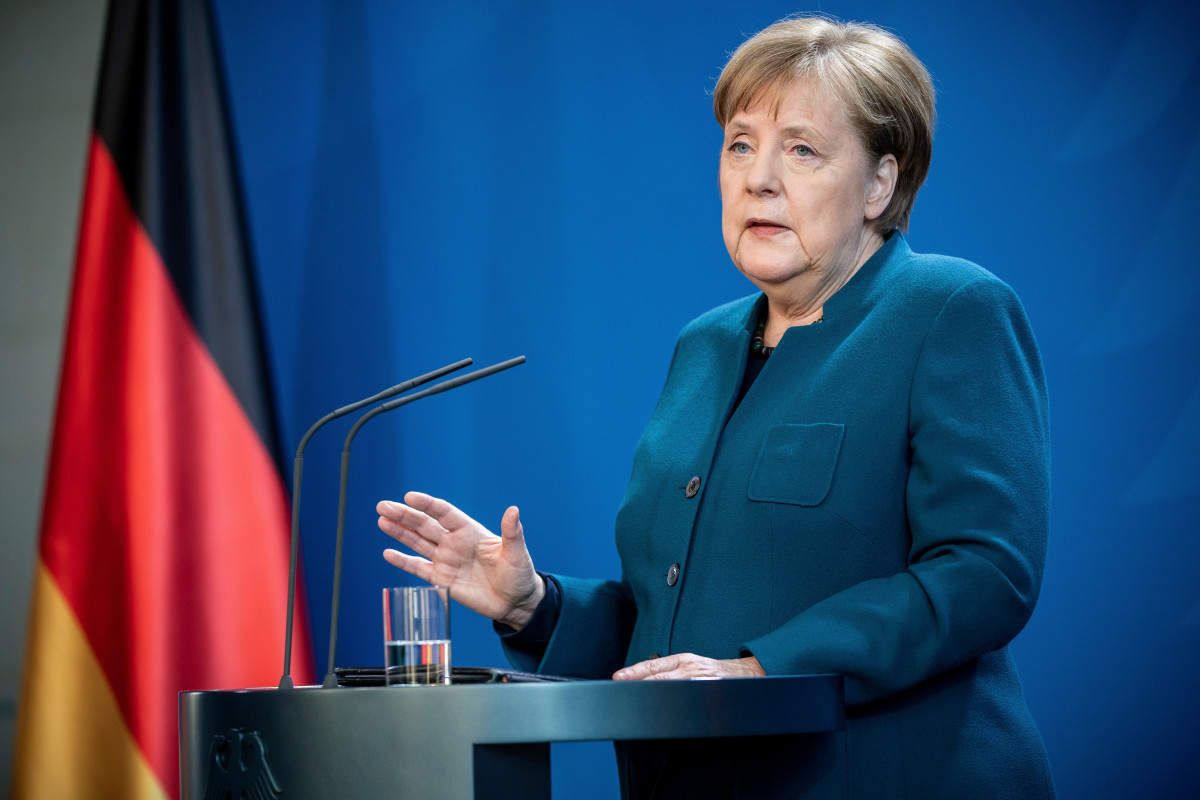 “Merkelin 16 ili Trampın 4 ili qədər pisdir” – Almaniyadan VİDEO