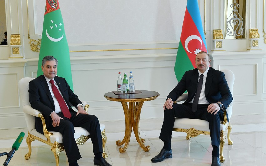 İlham Əliyev Türkmənistan Prezidentini TƏBRİK ETDİ 