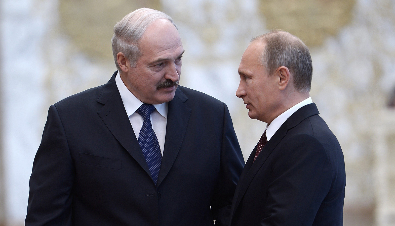 Lukaşenko Kiyevi Putinlə qorxudur - NATO Ukraynada baza açır?