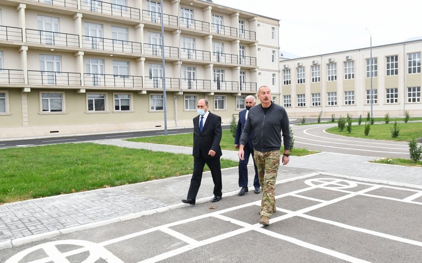 Prezident Bərdə Peşə Liseyinin açılışında – FOTO/VİDEO