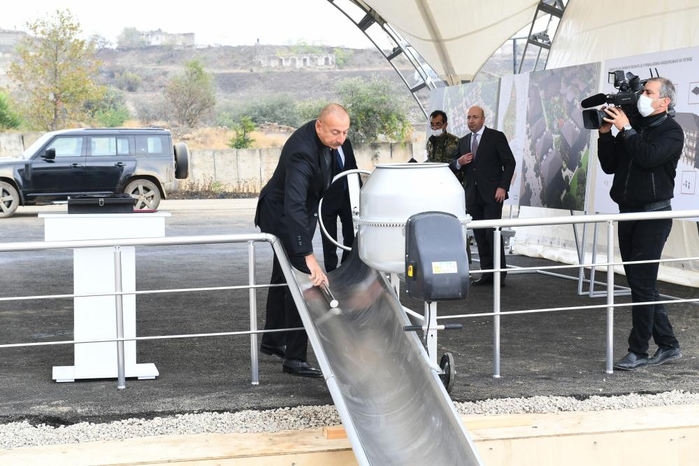 Cəbrayılda ilk çoxmənzilli yaşayış məhəlləsinin təməli qoyuldu - FOTO