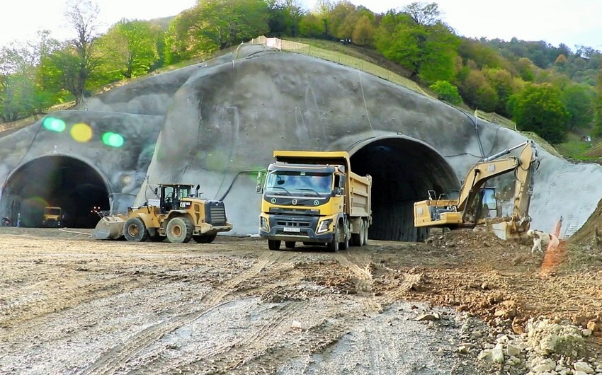 Murovdağ tunelinin inşası belə davam etdirilir - FOTO 