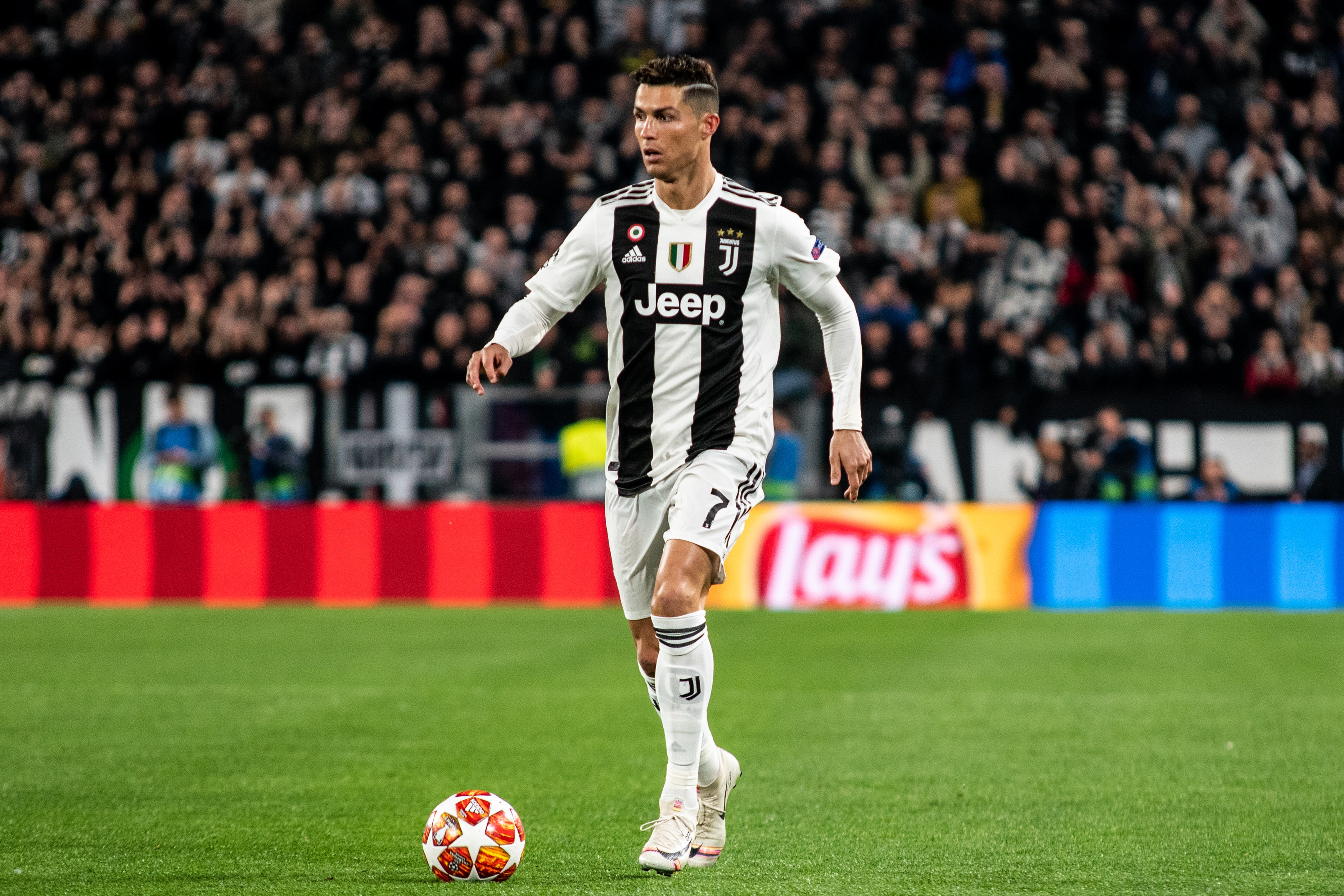 Ronaldo sentyabrın ən yaxşı futbolçusu seçildi