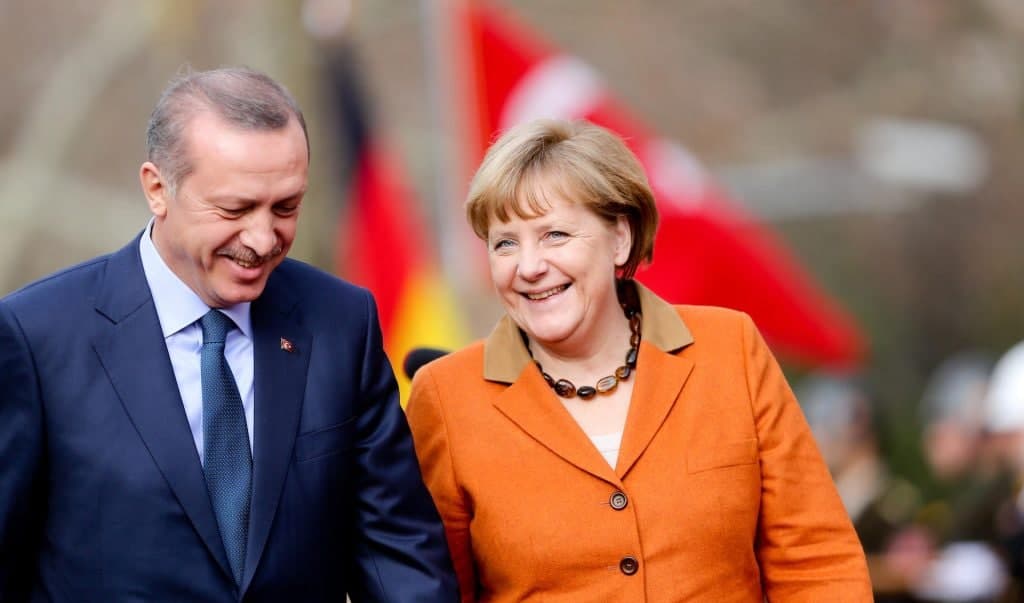 Merkel İstanbula gəlir - Ərdoğanla görüşəcək