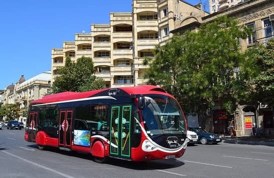 Bakı avtobuslarında gediş haqqı bank kartı ilə ödəniləcək - RƏSMİ