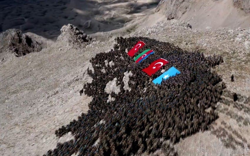 Türkiyə və Azərbaycan komandoları Davraz dağının zirvəsini belə fəth etdilər - VİDEO