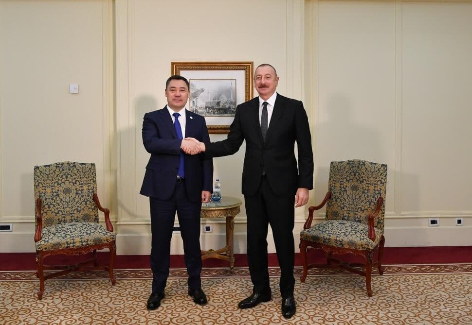 İlham Əliyev İstanbulda Qırğızıstan Prezidenti ilə görüşdü - FOTO-VİDEO