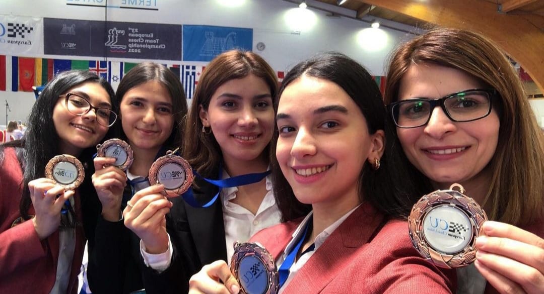 Qadın şahmatçılarımızdan bürünc medal - Avropa çempionatında