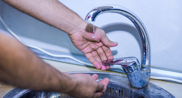 Bakının iki rayonunda su kəsildi - Qəza baş verib - FOTO