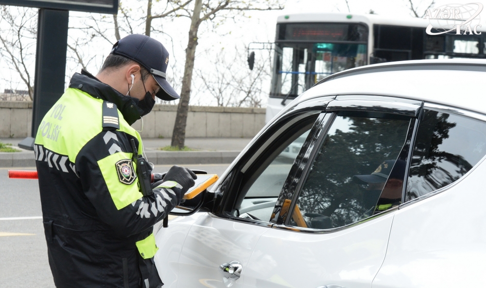 Yol polisindən sürücülərə XƏBƏRDARLIQ – Bunları etməyin