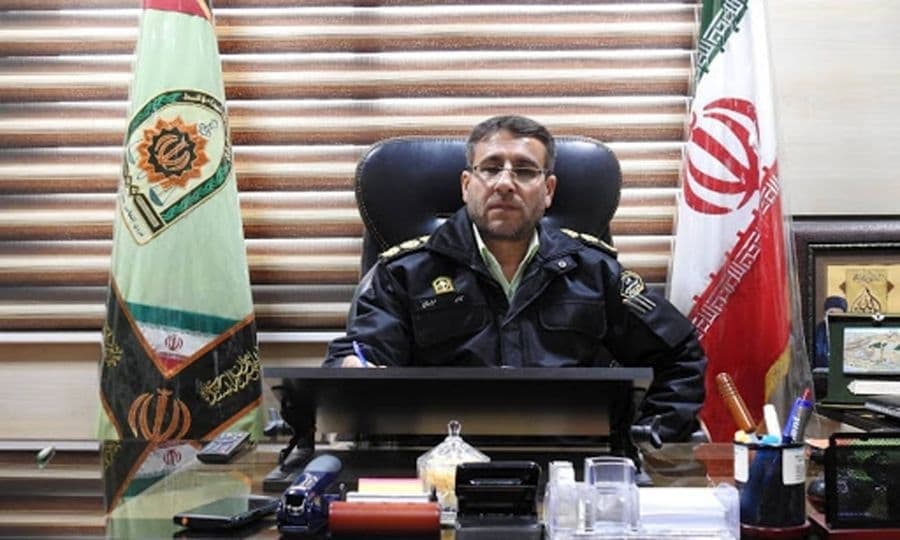 Tehran polisi: “Paytaxtın ticarət məkanlarına qeyri-fars adları qoymaq qadağandır”