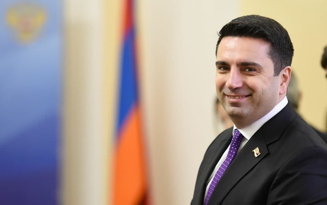 Erməni deputat: “Parlamentin spikeri istefa verməlidir, əks halda Paşinyan...” - VİDEO