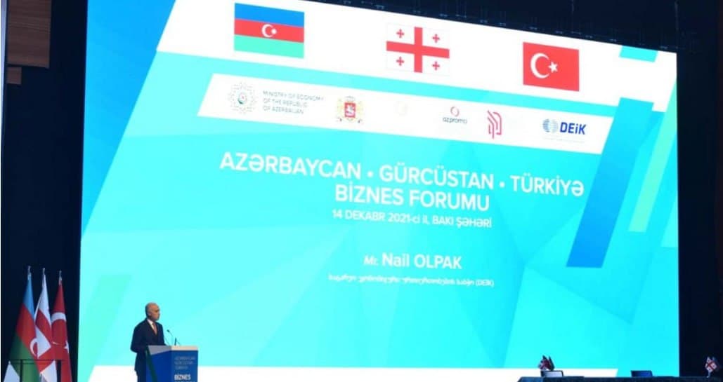 Azərbaycan-Türkiyə-Gürcüstan biznes forumu başladı - FOTO