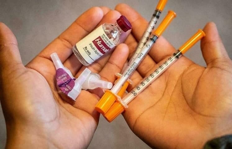 İranda şəkər xəstələri kütləvi ölə bilər - Apteklərdə insulin tapılmır